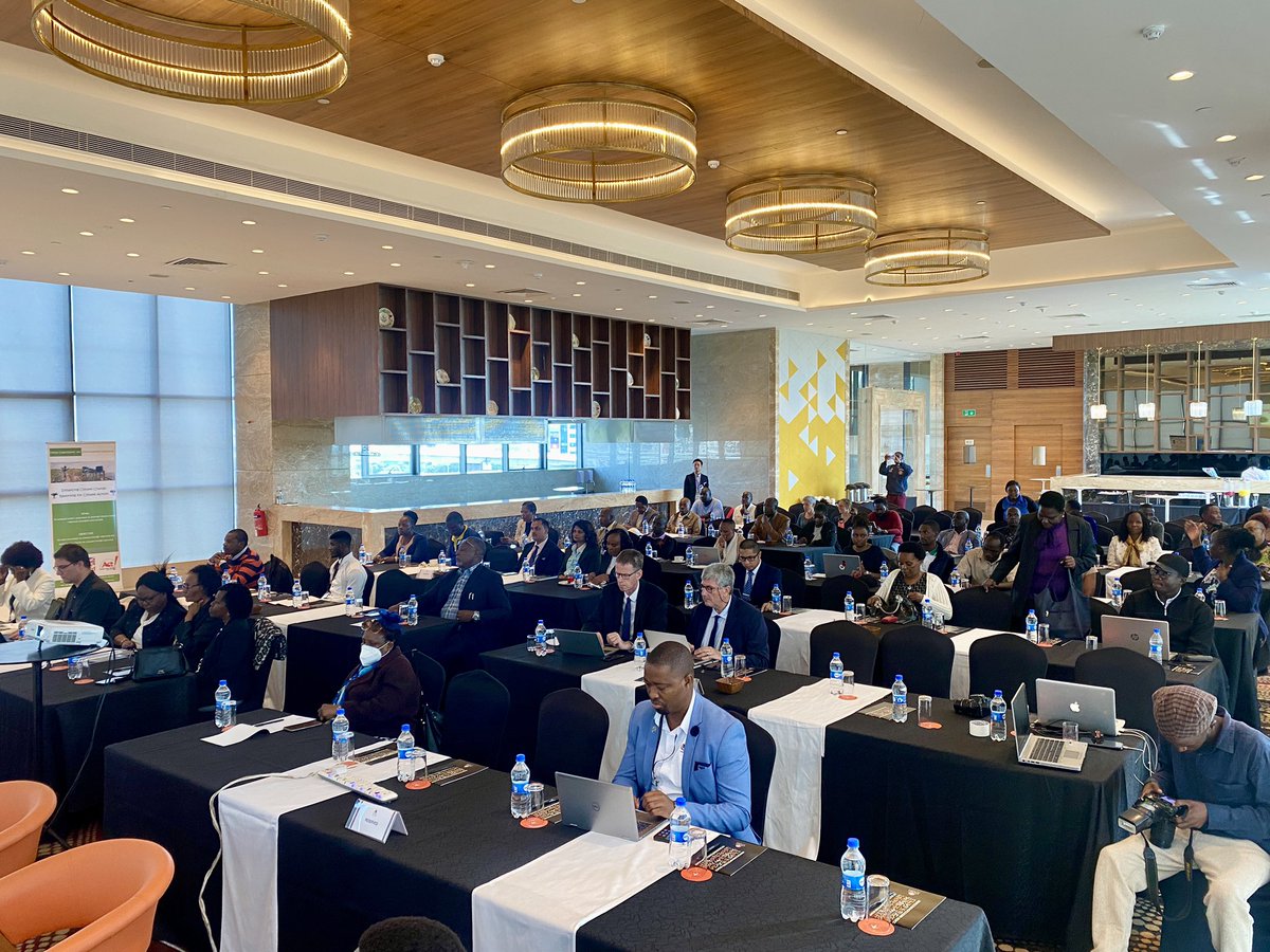 koeeorg's tweet image. International Conference and Workshop on Climate Change Education ongoing
@OleSereniHotel 
@istic_unesco