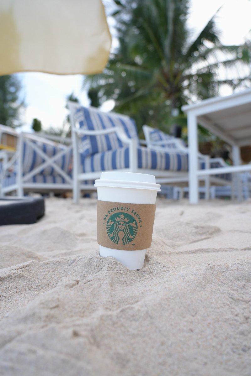 Relationtripsss's tweet photo. ไปจิบ #Starbucks ริมทะเล ที่ The Beach Phuket , Beach Club เปิดใหม่วิวปังมากกก ริมหาดบางเทา #ภูเก็ต พระอาทิตย์ตกโคตรสวยที่นี่ 
#ReviewThailand @Review_Thailand #เที่ยวภูเก็ต https://t.co/Xx9wsGxM9P