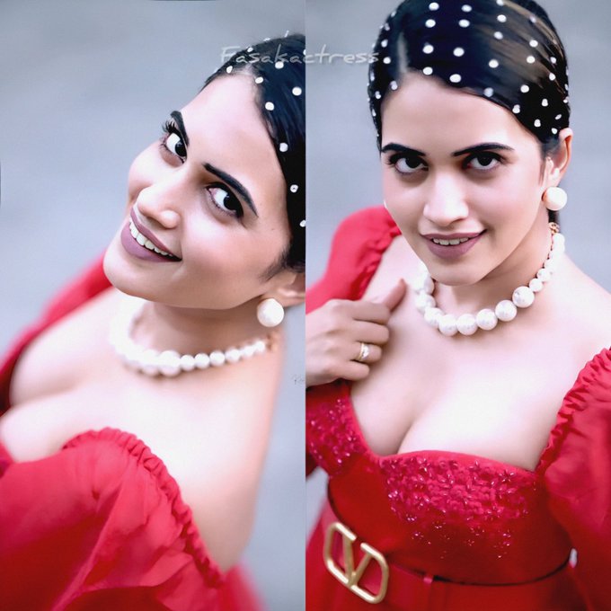 F_67Za2aEAAu-4p?format=jpg&name=small