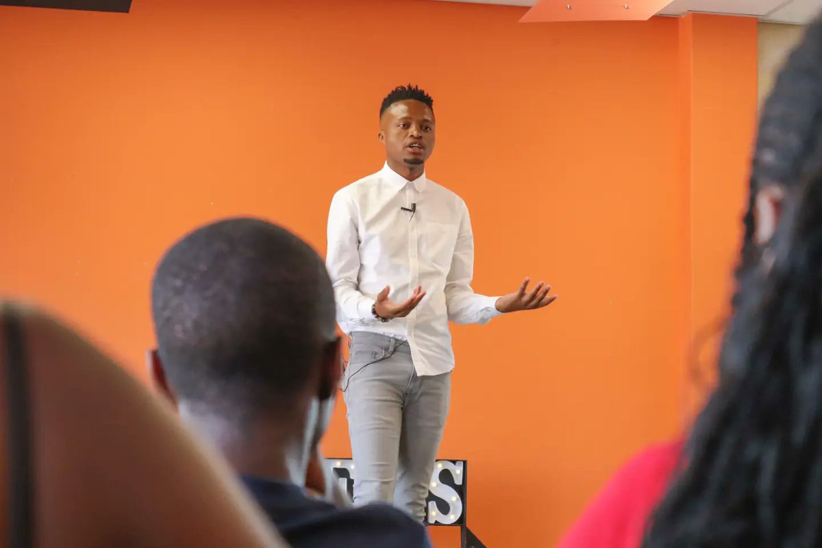 LebohanNyandeni's tweet photo. Last Friday I had the chance to speak about my experiences and BLUNDERS to a gathering of young entrepreneurs at My Biggest Blunders -Alexandra. I am grateful to Dr. Roche Mamabolo for inviting me to be a part of this event and share my BLUNDERS to inspire and motivate others.☕️ https://t.co/dKzeyBobLv
