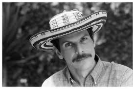 ¿Alguien piensa que este criminal fue un héroe?

🔁 NO
❤️ SI

💬 Comenta 👇