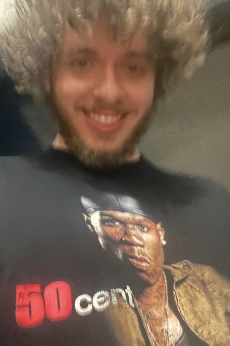 Daily Loud tweet media