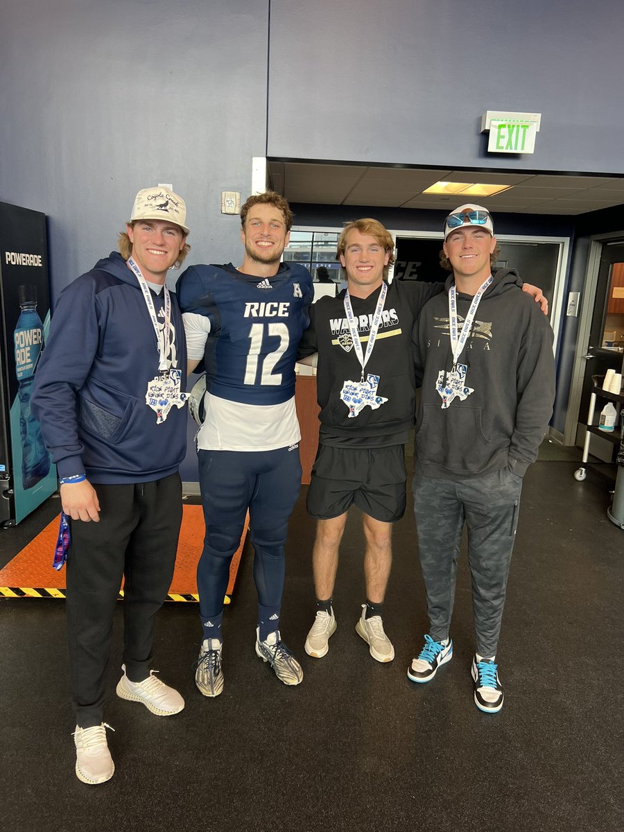 Had a great time at @RiceFootball yesterday! Thanks for the hospitality! Exciting win! #BowlBound @JHSWarriors_FB @CoachA_Moe @CoachMbu @mbloom11 @CoachTOdom @CoachRegalado