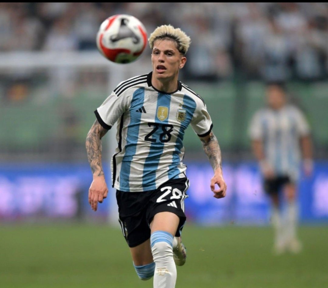 Aaroncitoito's tweet photo. @Berserker_1902 Es argentino 🇦🇷 https://t.co/4TGBCgJwOJ