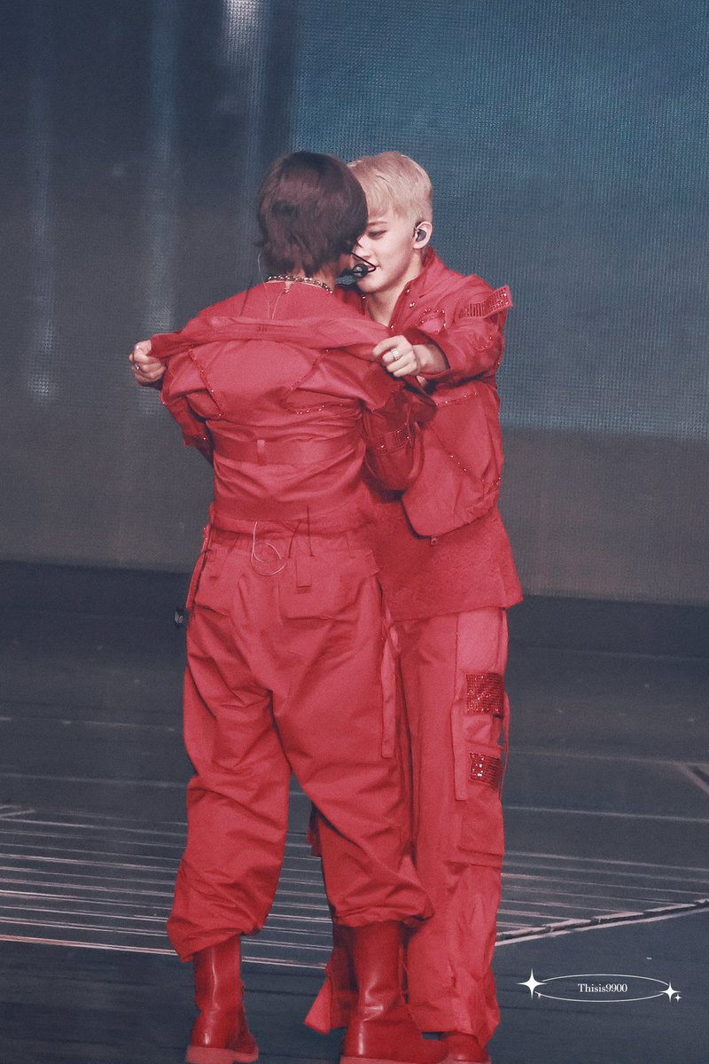 thisis9900's tweet photo. 231126 D-6 🦁🐻❤️ 드라마（四）

#markchan #맠동 https://t.co/Ri98E0VH2C