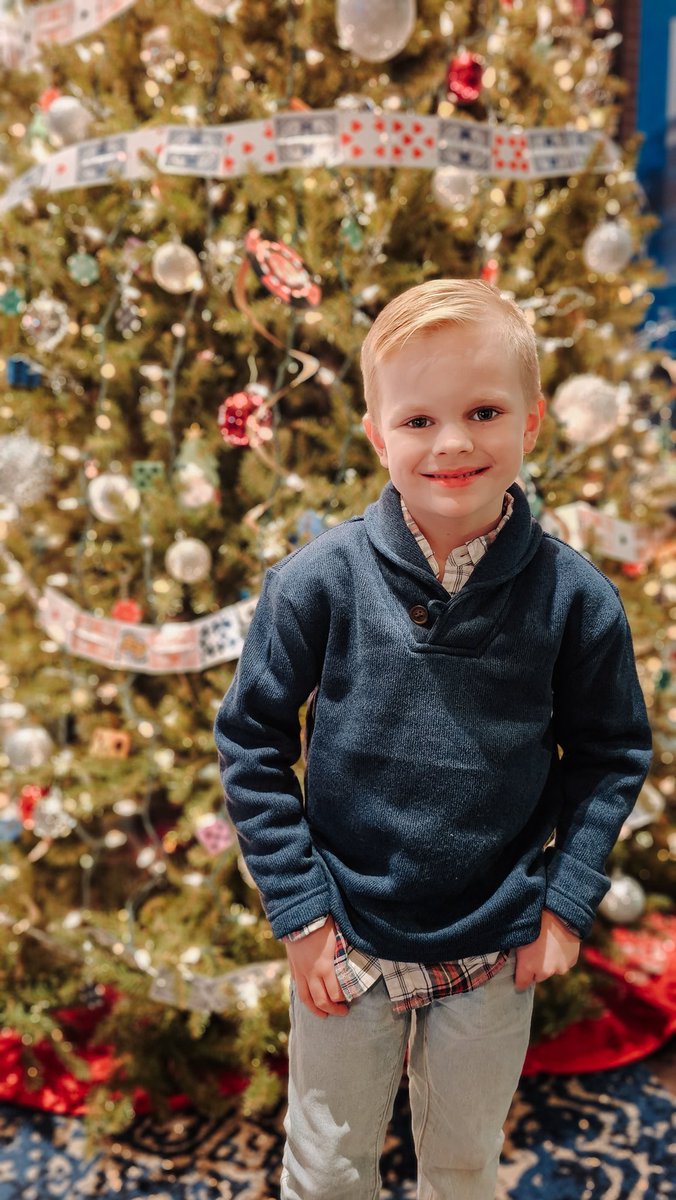 jax_massey's tweet photo. Enjoyed watching the #PolarExpress movie  @AuroraTheatre #TheDTL @GaLawrenceville #LawrencevilleArtsCenter @LvilleArtsCtr https://t.co/Y0hgoBdtdJ