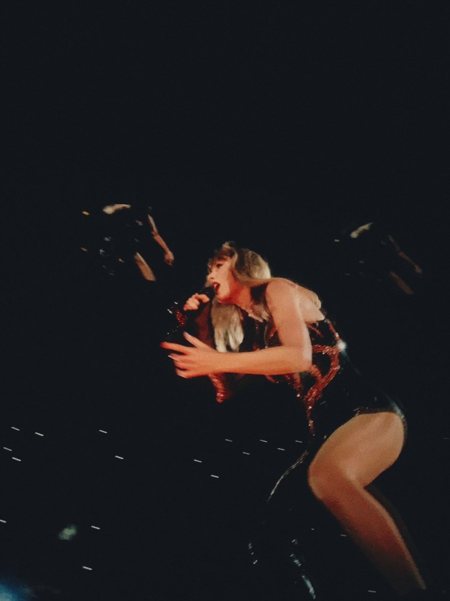 hmken06's tweet photo. #3
#TheErasTourFilm https://t.co/vLvlDJkAa1