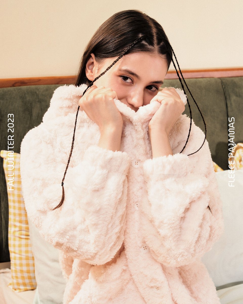 6IXTY8IGHT68's tweet photo. Feel so soft 🥰 I'm living with it until Spring comes 🧸
Maxi fleece robe 🤍HW09449
#68Fashion #68Homewear https://t.co/oqk6YdVZPT