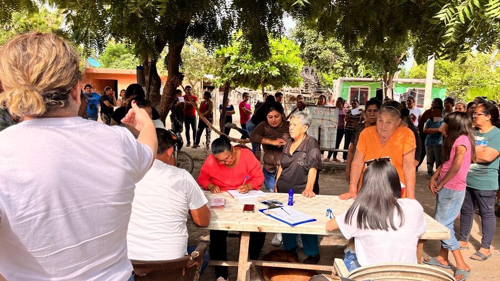 PRI_Nacional's tweet photo. El priismo de Sinaloa y de Colima participó activamente en la Jornada Nacional de Afiliación convocada por la @CnarpPri.

¡Gracias a la ciudadanía que se sumó a las filas de nuestro instituto político!

#SeBuscanRevolucionarios 
#YoMeAfilioAlPRI 
#ElPRIesREvolución https://t.co/Bf9FJDpD79