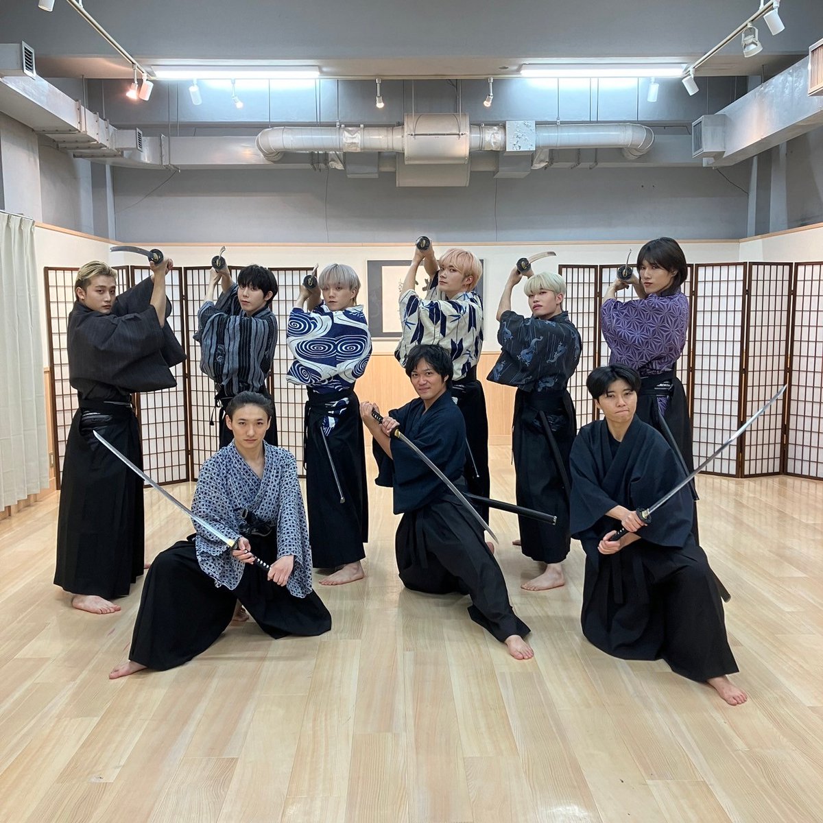Official_L5ST's tweet photo. [#IB147]

殺陣教室サムライブさんでサムライ体験をさせて頂きました⚔️✨
@SamurailiveTate 

韓国をはじめ世界各国からの観光客の方が体験されているそうです🙌

メンバーのサムライ体験の模様は、皆様にも近いうちにご覧頂けるようにする予定です‼️お楽しみに💕 https://t.co/d64ab6bIOR