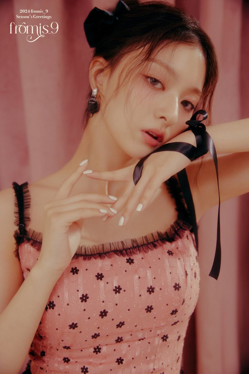 realfromis_9's tweet photo. fromis_9 2024 SEASON'S GREETINGS PREVIEW Cuts #2

🖇
https://t.co/0lWzlA3Vf1

Release 2023.12.22(Fri)

#fromis_9 #프로미스나인
#SeasonsGreetings #시즌그리팅 https://t.co/C30wtpMwxy