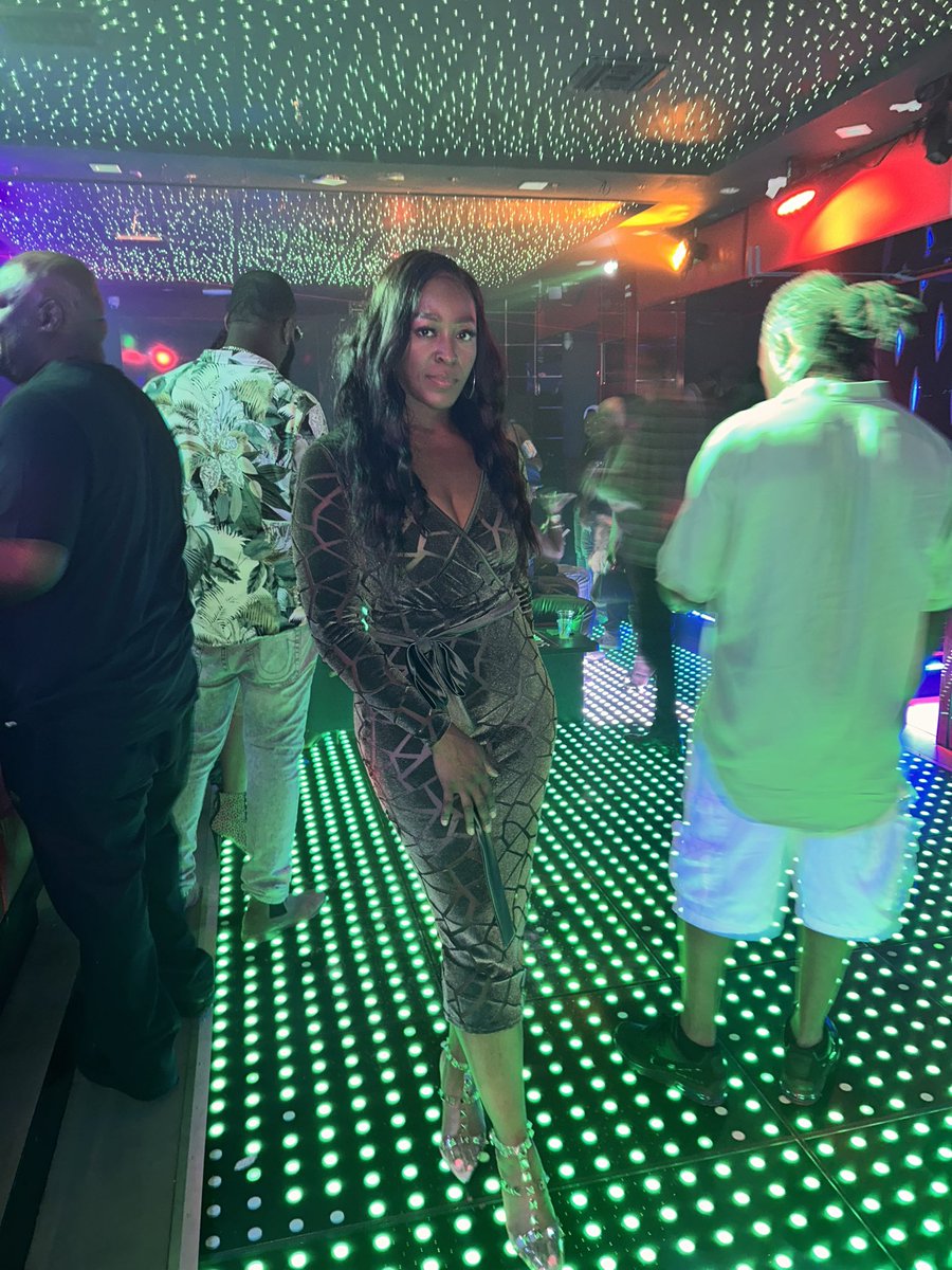 ZipporahLive's tweet photo. Haven’t been on here in forever! Too many platforms too little time! 👋🏽👋🏽👋🏽 https://t.co/Lq6HIZEbcp