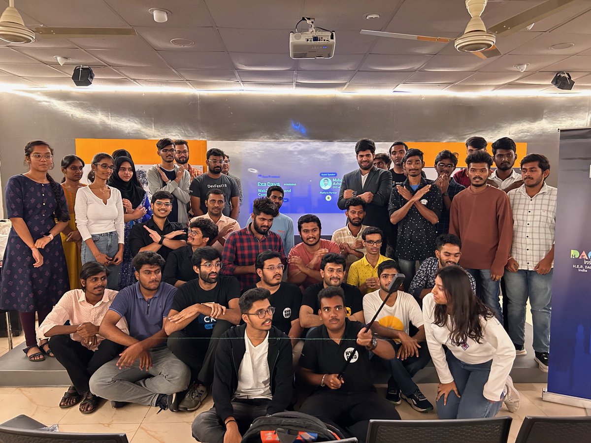 saurabh_io's tweet image. #ExaDays Hyderabad chapter was a blast!💥 Loved the energy of the people and the interaction later! Will host another event in the near future! Thanks to @qoneqtapp for being our co-host and the amazing @hyderabaddao team for making this event possible! 🚀