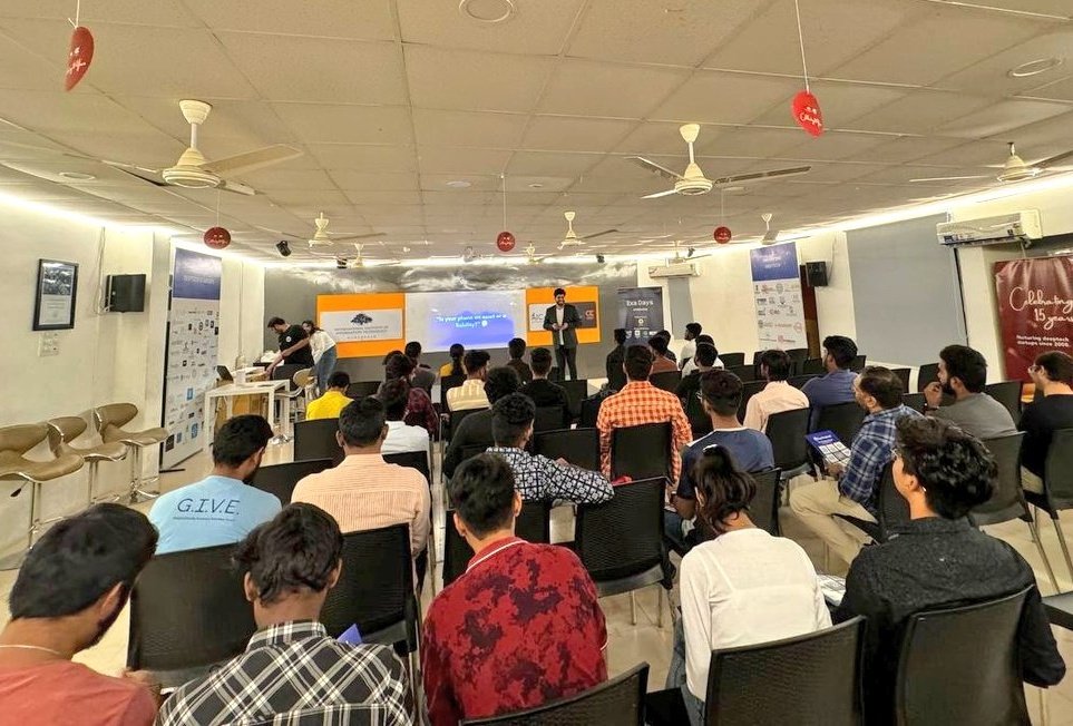 saurabh_io's tweet image. #ExaDays Hyderabad chapter was a blast!💥 Loved the energy of the people and the interaction later! Will host another event in the near future! Thanks to @qoneqtapp for being our co-host and the amazing @hyderabaddao team for making this event possible! 🚀