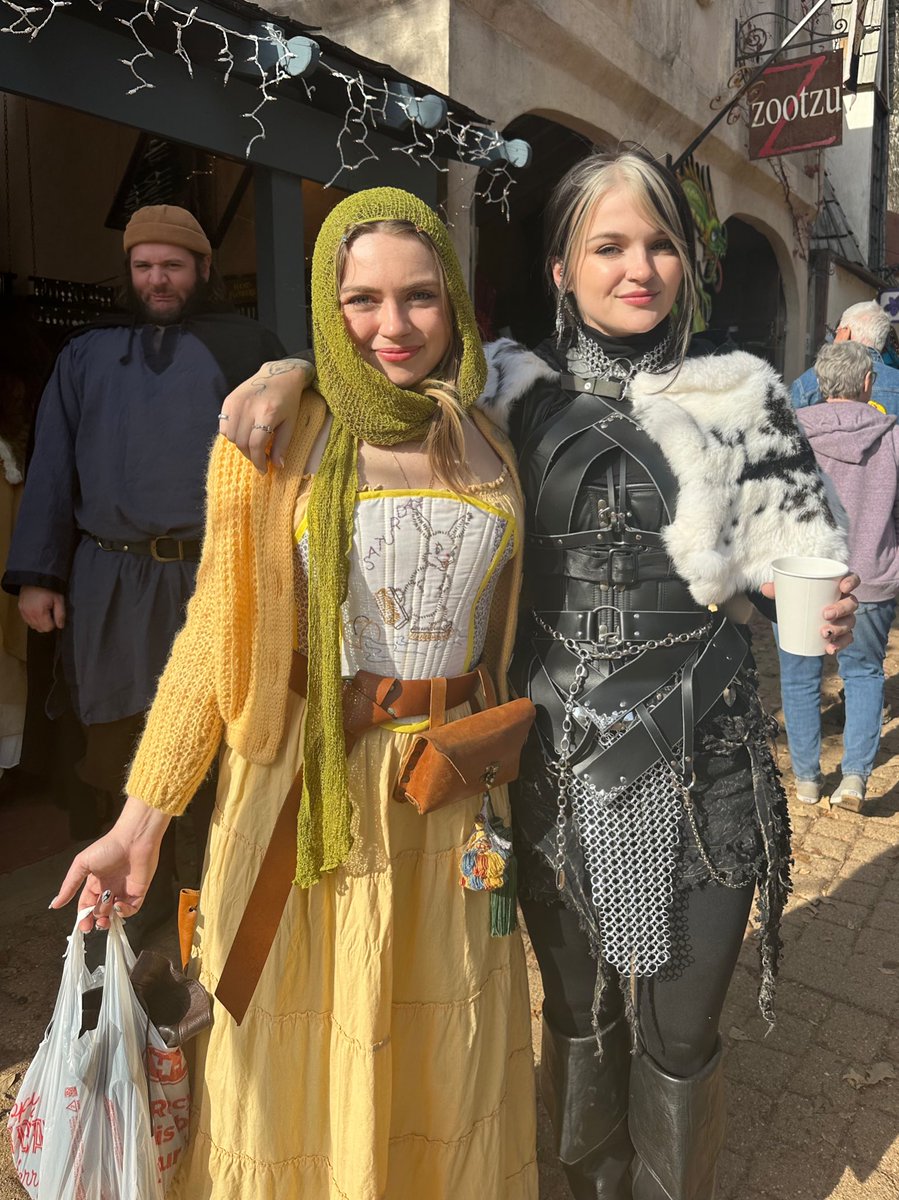 peachjars² tweet media