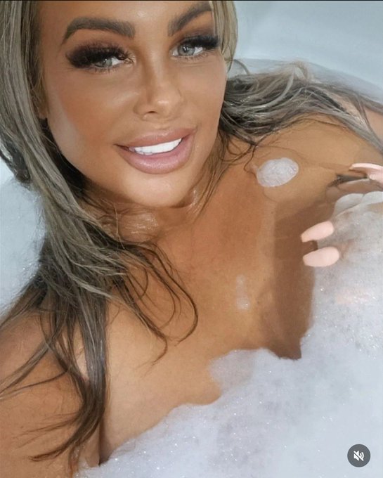 Sweet like honey 🍯 https://t.co/6xzQxUIa5h