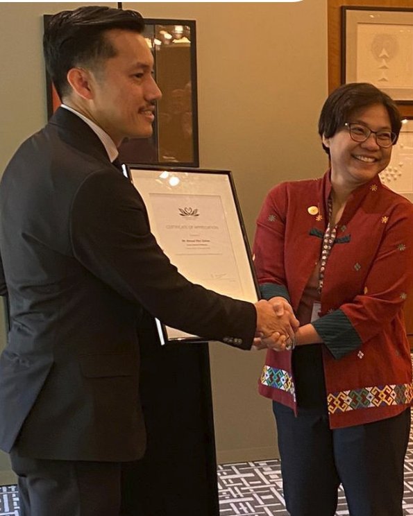 IndonesiaInWA's tweet image. Pada Senin (20/11) Konjen RI resmi ditunjuk menjadi Dean of Consular Corps of  Western Australia (CCWA) menggantikan Ahmad Fikri Zakian, Konjen  Malaysia yang telah menjabat sebagai Dean CCWA sejak September 2023 

#IniDiplomasi
#CCWA