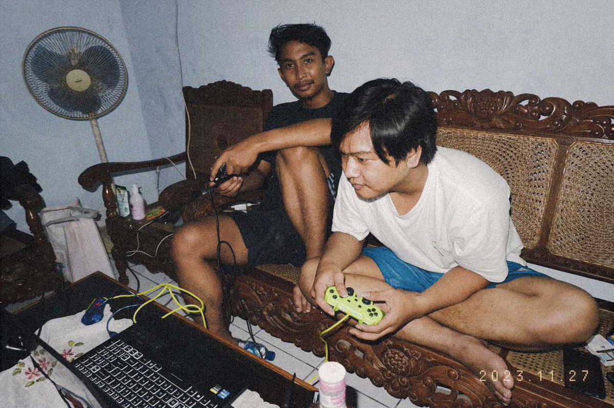 soediiiro's tweet photo. Bersama Muadz https://t.co/KFbOANNTMi