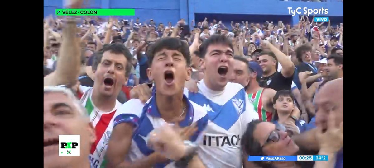 Nico_Abraham14's tweet photo. Nuestro Humilde aparición en @PasoaPaso 
Vamos Vélez Carajo 💙🤍💙 @maanuabraham https://t.co/4H3GKZgno7