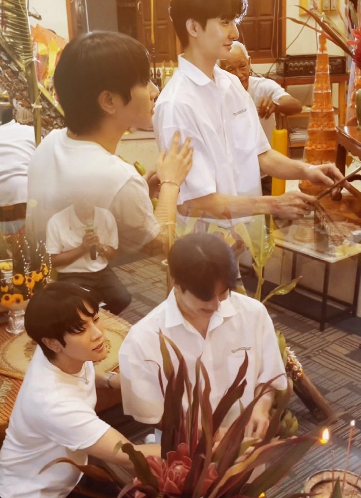 มซนร.มิกจิ๋วจบแล้วค้าบ tweet media