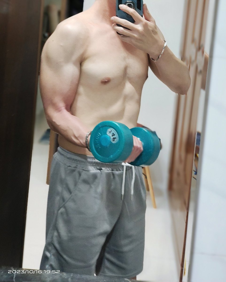 rexlu07's tweet photo. https://t.co/oIpTRXGBG9