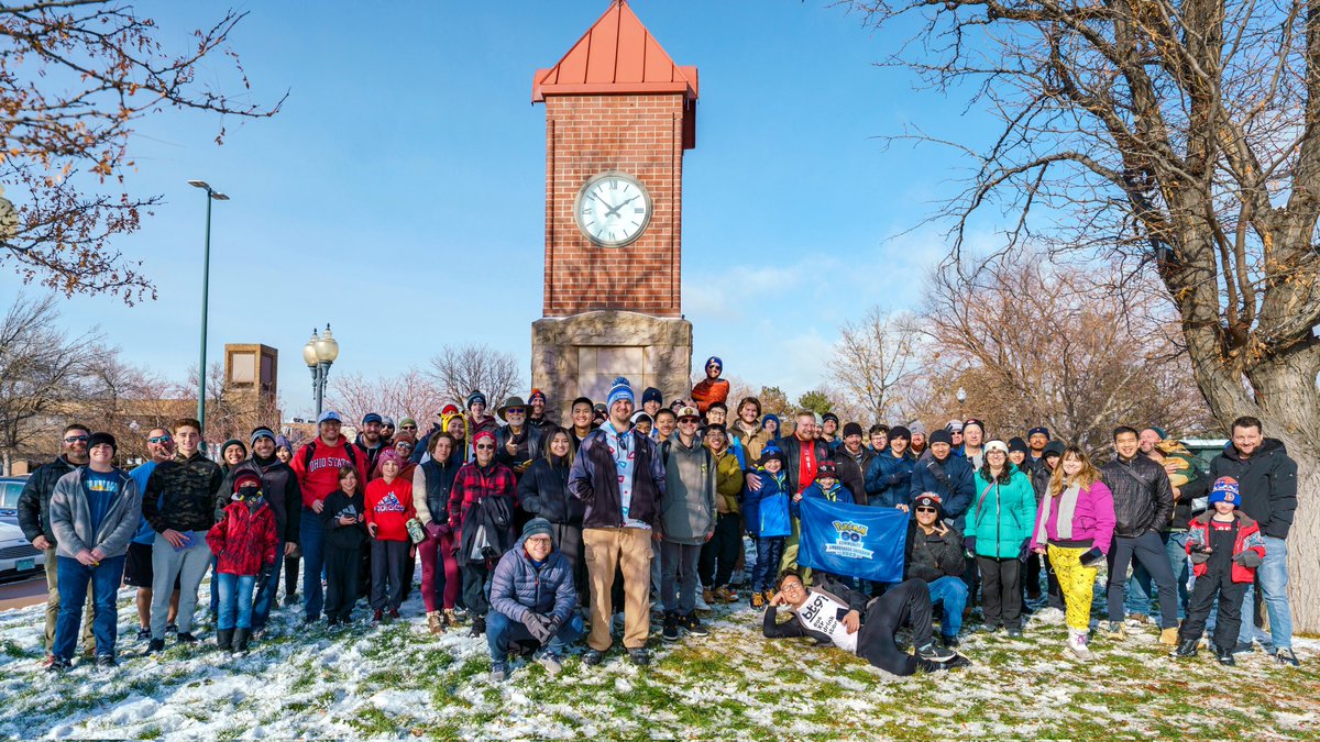 brandontan91's tweet photo. Thank You Denver Community &amp; @doomshtick for the amazing weekend (24-26Nov) 😄
This has got to be the coldest (-10'C) place I've ever played a #PokemonGO event at 🥶
Despite the crazy weather, I appreciate everyone for braving the cold while we played together 👍🏻
Till next time~~ https://t.co/lycDf2dxQf