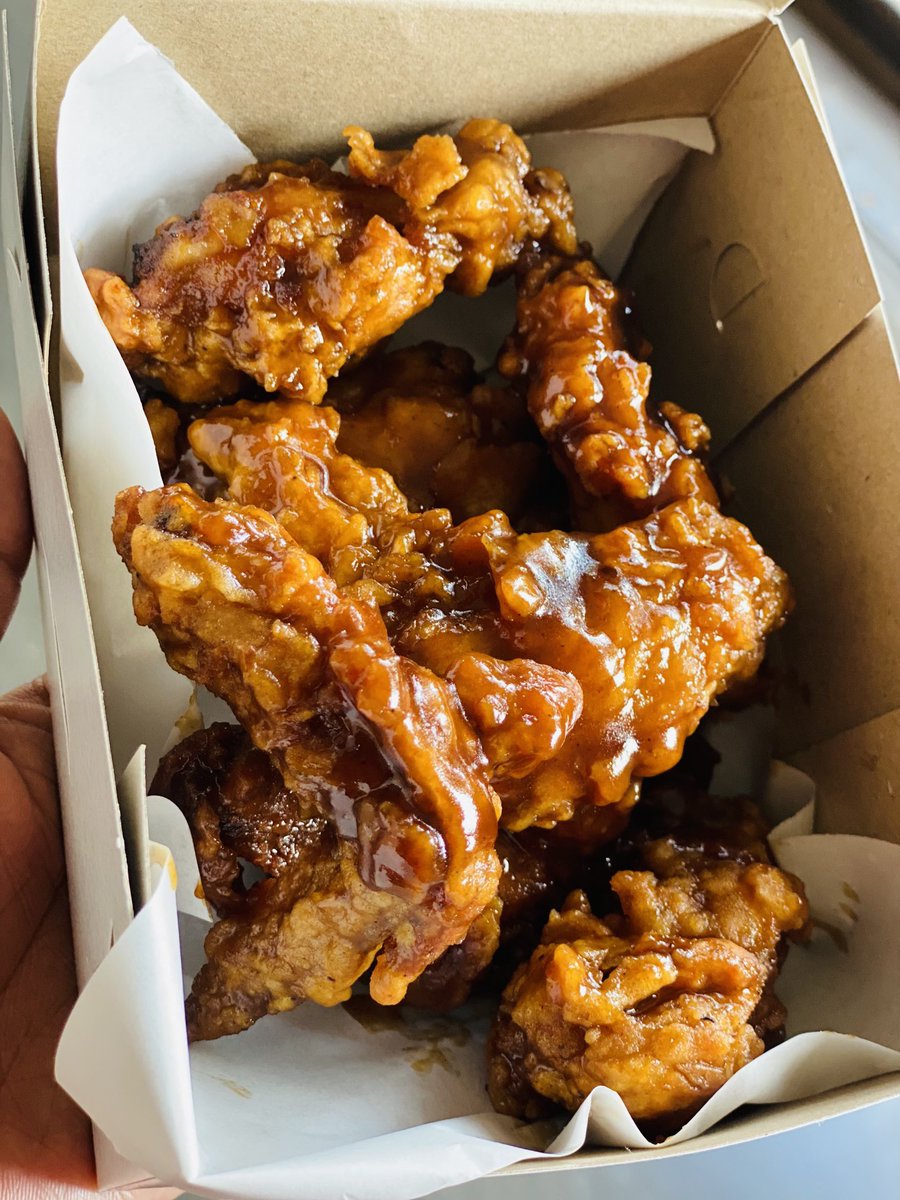 Eng_Malo's tweet photo. Iβm still taking orders hatidi vanhu vanoisa ma orders na12
#dunkedwings https://t.co/eOzZ7otvyG