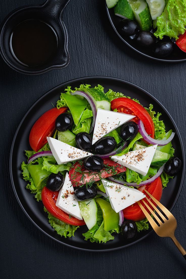 Vegetable salad with greens , black olives , tomato, red onion, feta cheese best way to cure your hunger in healthy way. #vegan #healthy #green #loveyourself #nodrugs #nowar #food #trending