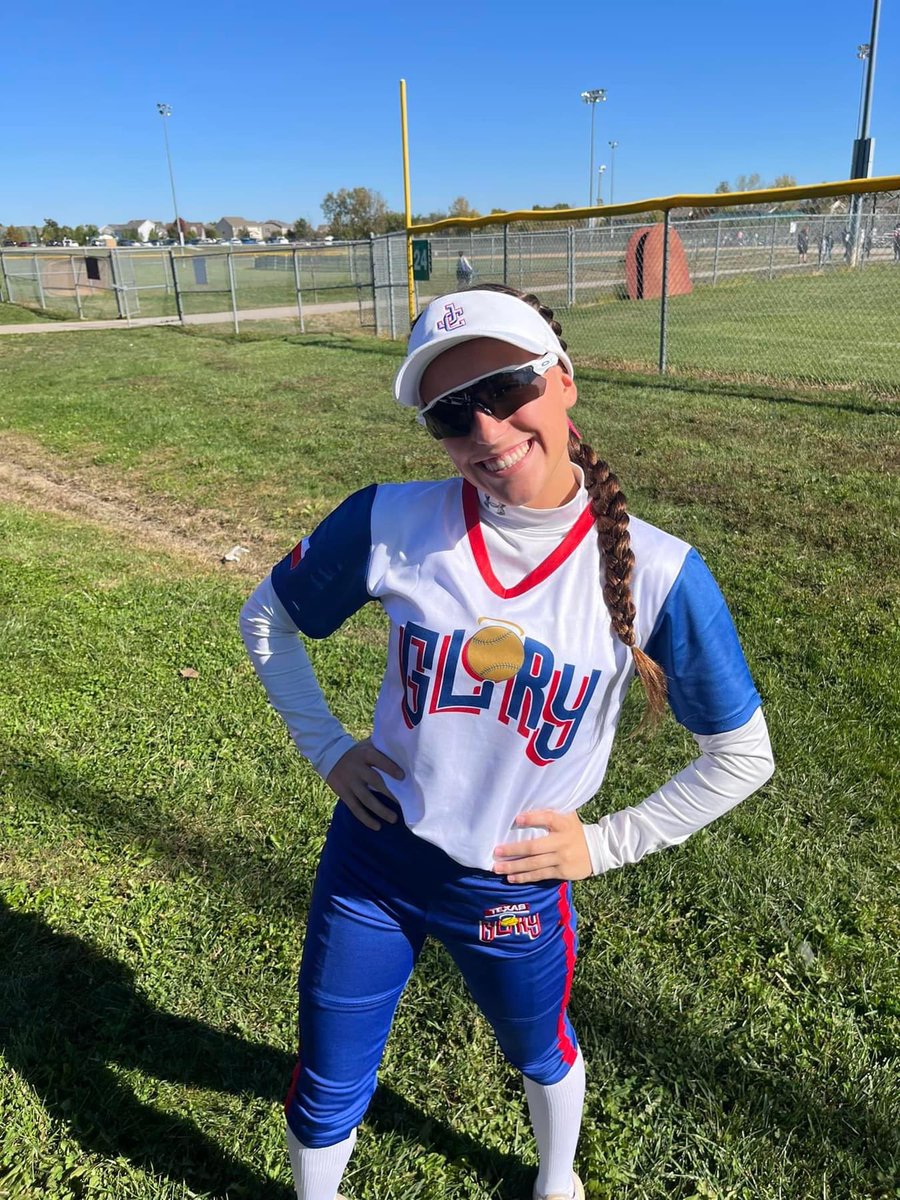 Day 24 of #gratitudevp today I am thankful that I have the opportunity to play softball at the next level. I am thankful for all of my support that has helped me get to where I am. <a href="/RobardsVPHS/">Gerrie Robards</a>