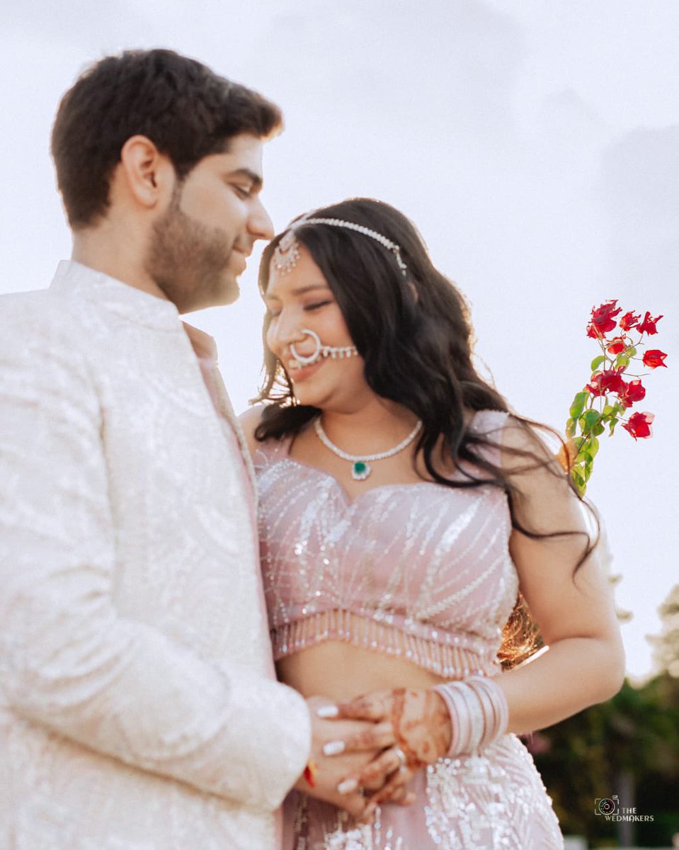 MakersWed's tweet photo. Day Wedding Vibes - Nivedita &amp; Gaurav. Our Star couple https://t.co/IWH62pzrPy