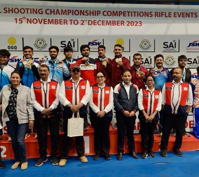 #Proud
#SouthernStarAchiever

Sub Chain Singh of JAK LI battalion of #GoldenKatarDivision shines at 66th National Shooting Championship #NewDelhi. He clinched 3 #GOLD Medals making the #IndianArmy proud. He also smashed the national record for 50m Air Rifle Prone.

#KonarkCorps