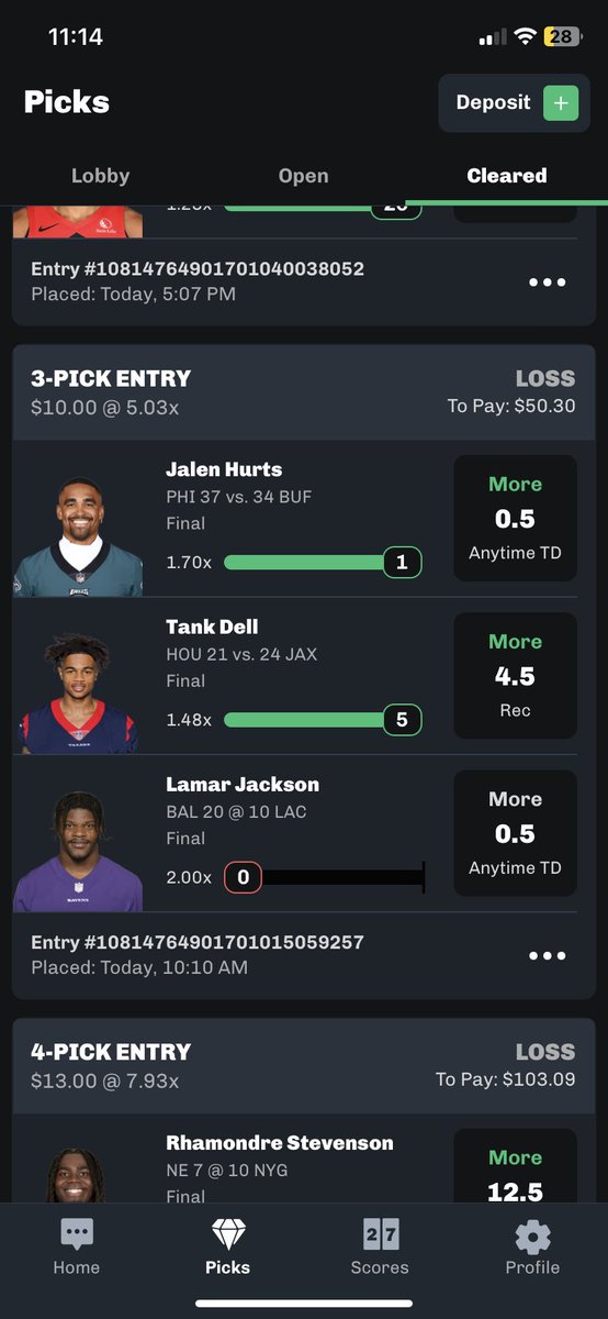 GraysonWells77's tweet photo. @ChalkboardHelp Lamar had a passing td today but my shit scored like he didn’t y’all hoeing chalkboard run me my shit mane and fix y’all fuck up🤦🏾♂️#SomeBs https://t.co/8e0eJQ1ebq