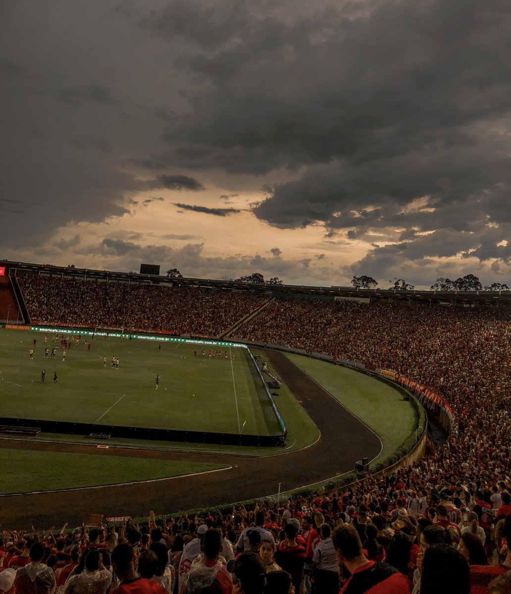 monicaalvesfs's tweet photo. Uberlândia é Flamengo.

📍Estádio Parque do Sabiá - 26/11/2023. https://t.co/7qUYfZV8Sz