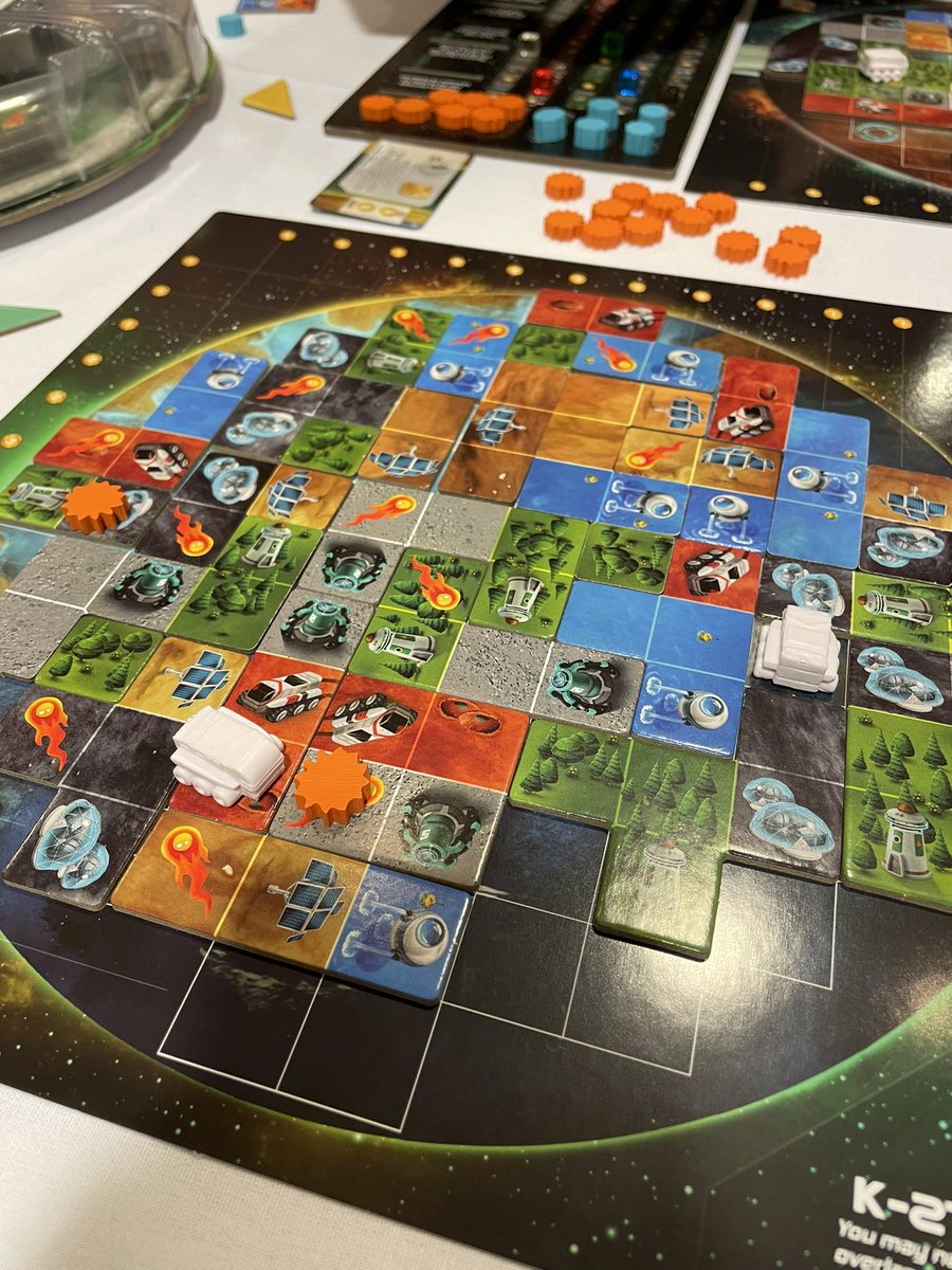 Some more games played on Saturday at #LFGEssen event in Canberra. Not a new hotness but new to me. Clank! Catacomb was good fun, Findorff is typical Friese game. It works, smooth, almost great game but not quite. And planet game with lazy Susan.