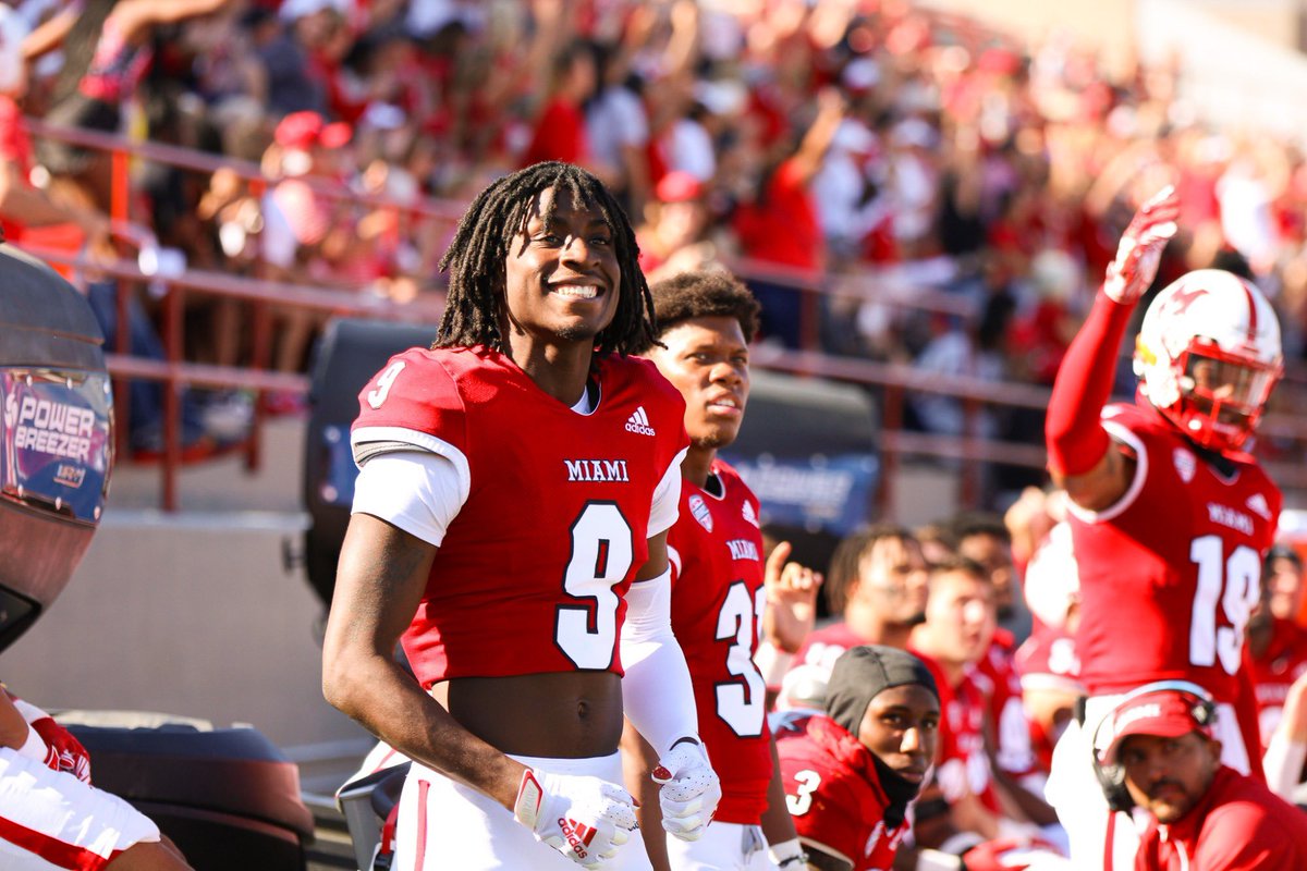 Blessed to Receive an Offer from Miami of Ohio #GoRedHawks🔴 <a href="/CoachStewardLBs/">#PressureDOCTOR</a> <a href="/SHAWNPFIT/">SPFit (shawnpfit)</a> <a href="/AllenTrieu/">Allen Trieu</a> <a href="/BellevilleFB/">Belleville Football</a>