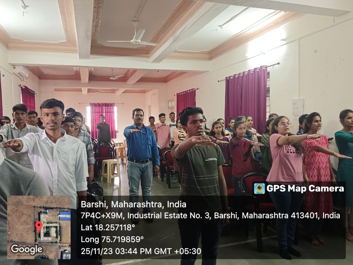 NSS_MITCORER's tweet photo. Keeping in mind their outstanding contributions, and resolving to walk in their footsteps are the greatest ways to honor great men. Remembering Dr. Babasaheb Ambedkar. NSS volunteers of MITCORER read the Preamble of India in honor of 'The Constitution Day Celebration'. https://t.co/OTPAB92hG7