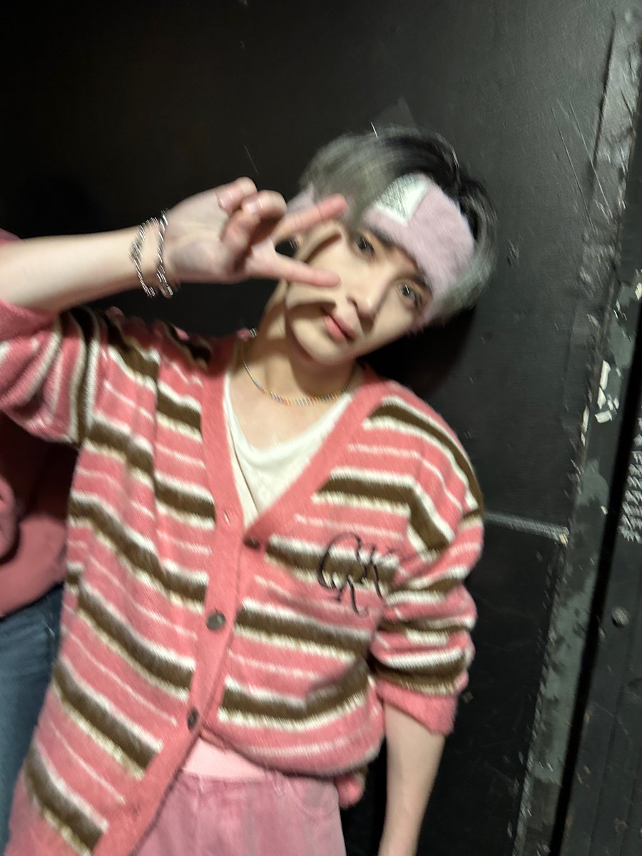 ピンクピンク💕 #OMEGA_X #オメガエックス #ハンギョム #HANGYEOM