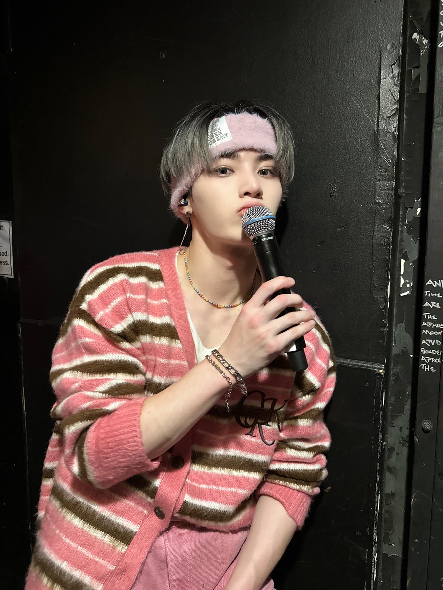 ピンクピンク💕 #OMEGA_X #オメガエックス #ハンギョム #HANGYEOM