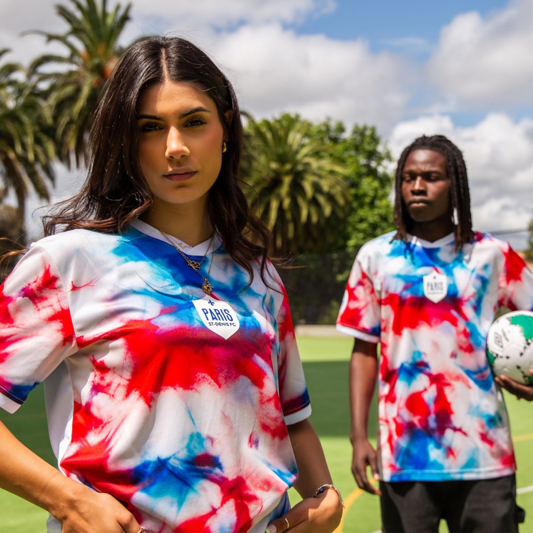 Hang this in the Louvre! Move over PSG, the Paris Saint-Denis away is the slickest shirt in Paris and you can buy it right now!  

SHOP NOW: shop.1ff.com