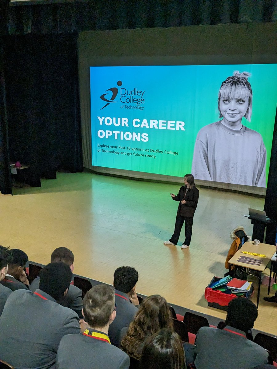 This week we welcome <a href="/Dudley_College/">Dudley College</a> to @MoretonSchool  thanks again for supporting and informing our students of their post 16 opportunities 👍