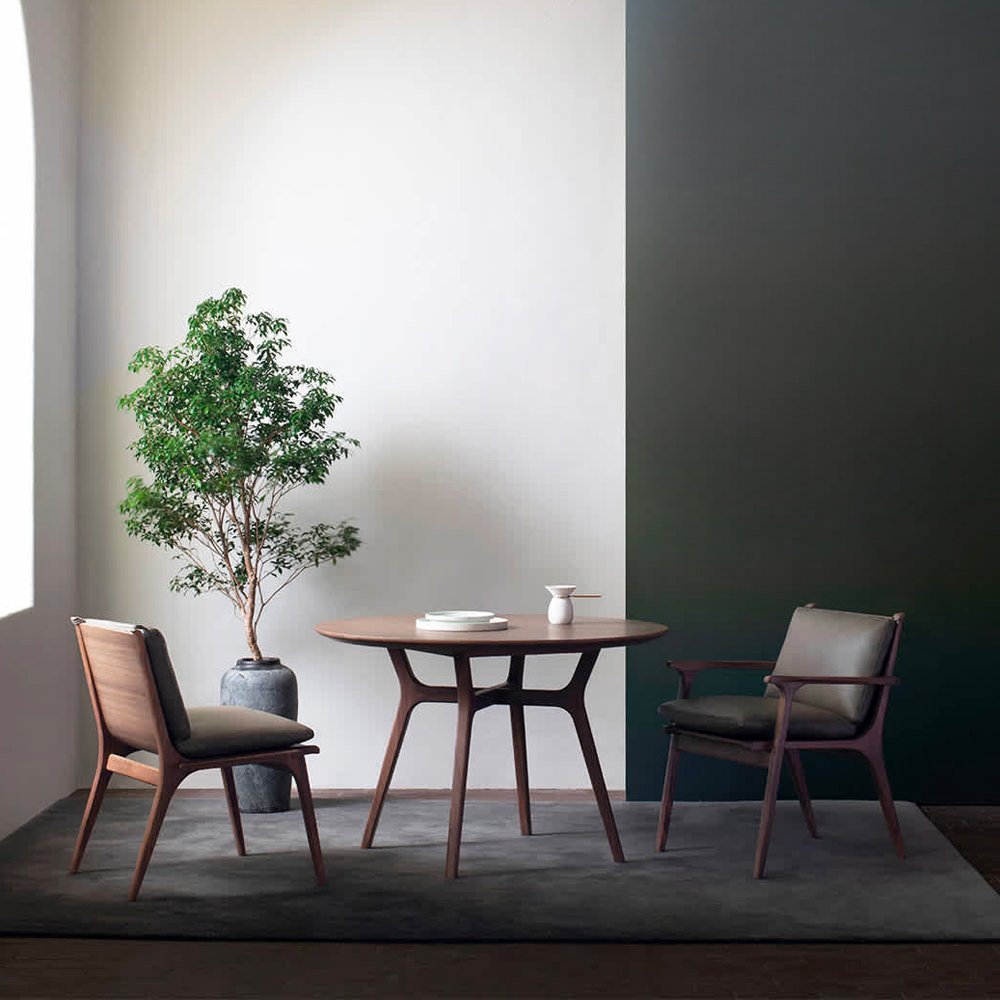 Our Black Friday sale ends tonight! Last chance to save up to 50% on the best in design furniture, lighting and accessories. Shop now: do-shop.com/collections/bl…