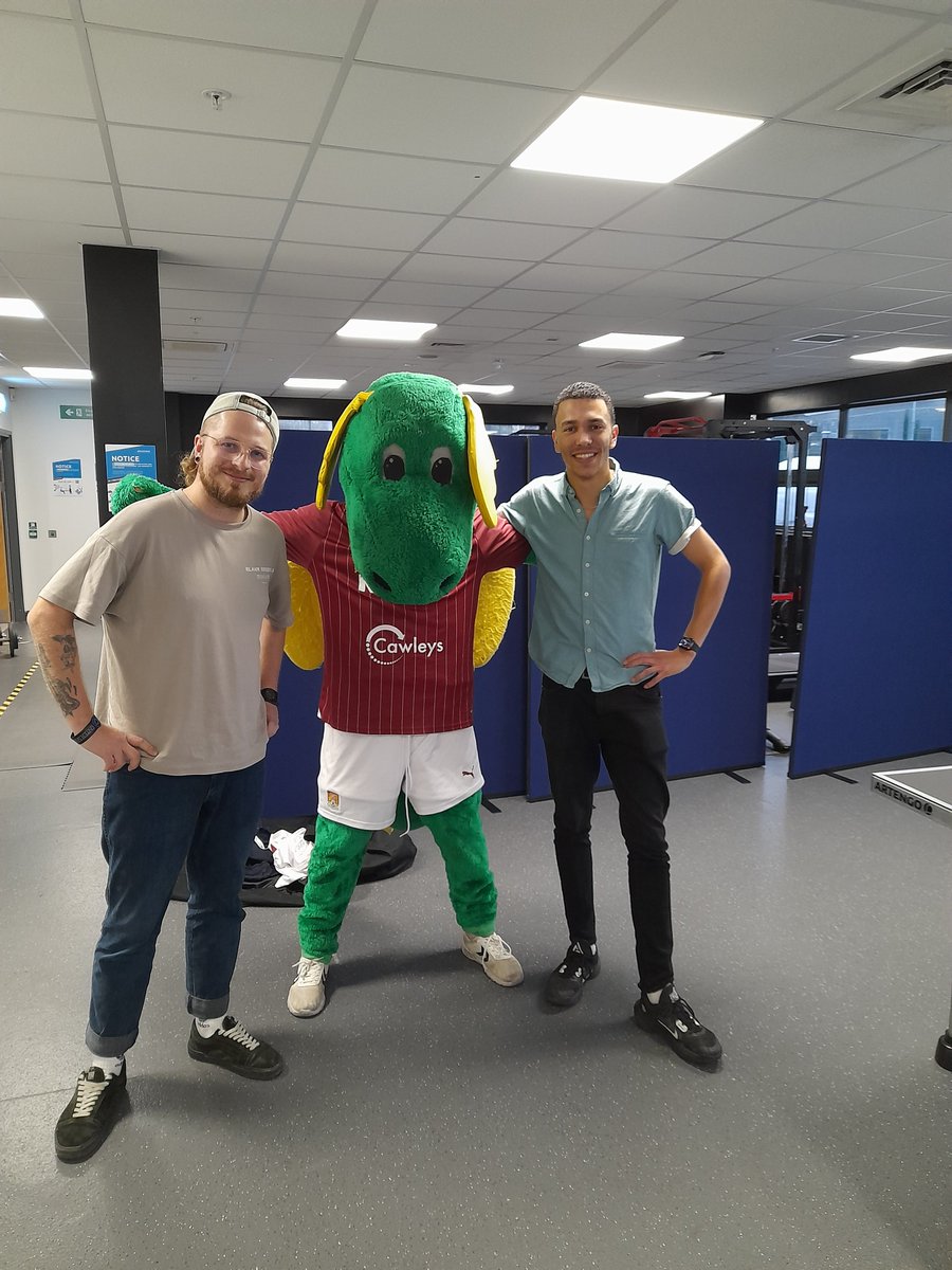 Clarence The Dragon tweet media