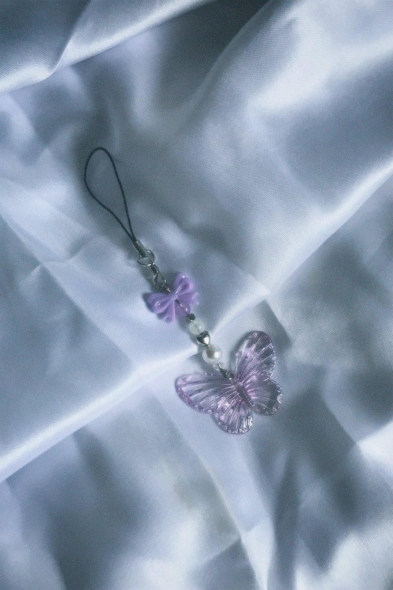 bibyshoppy's tweet photo. ˗ˏˋ ♡ ˎˊ˗  yeni charmlar 🐚
⋆ ˚｡ fiyat ve bilgi icin mesaj atabilirsiniz
⋆ ˚ sinirli sayida  🌸
@bujosatis @bujo_go @bujoshoptr @randombujo @kitty_bujo @kpoptradeselltr @bujo_sell #skzmarkettr #satis #charm rt atar misiniz 🫶🏻 https://t.co/VLwlOGET4h