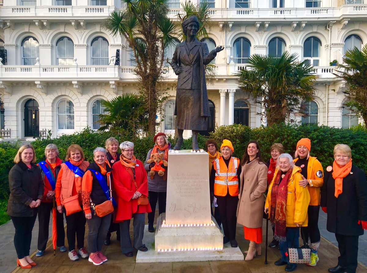 <a href="/SIplymouth/">SIPlymouth&District</a> sends  
A BIG Thank you to everyone who supported our Community Walk in #Plymouth last Saturday to begin our #16DaysOfActivism to end #genderbasedviolence #orangetheworld @SIGBI1