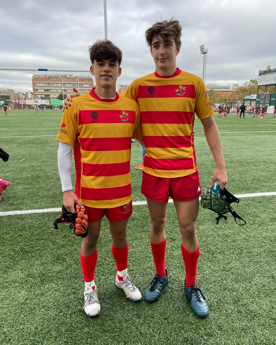 buc1929's tweet photo. Aquest cap de setmana cinc buqueros han vestit la samarreta de la selecció catalana💪🏻🏉

En Víctor Fernández i en Mauro Fernández amb els S16 i l'Unai Fernández, el Simohamed Mirabet i l'Adur Casares amb els S18💥

Enhorabona nois⚫️

#SOMBUC #SOMCLUB https://t.co/EIFdri66JE