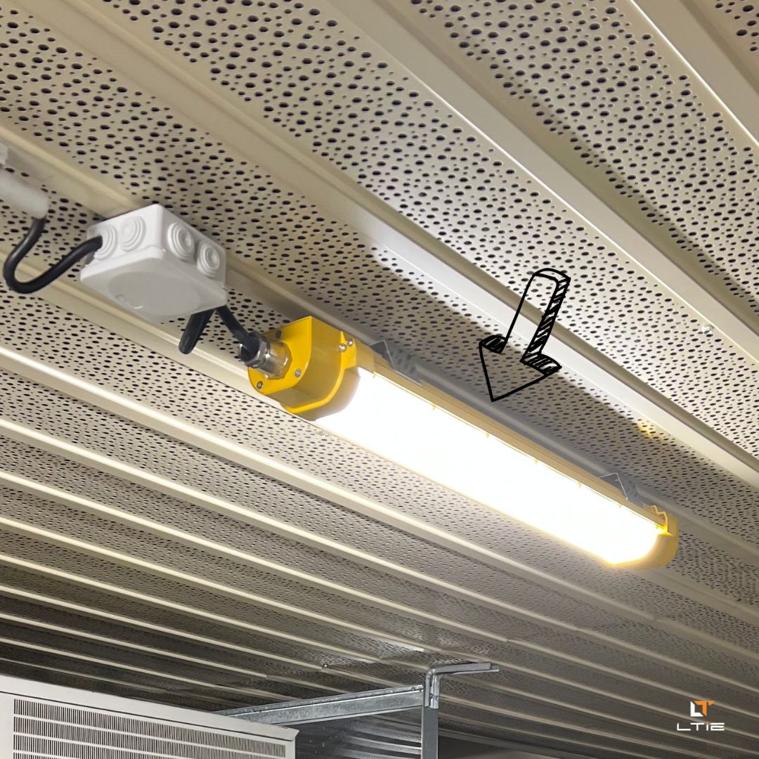 ltie_elec's tweet photo. Merci à @dalkia de nous avoir confié cette mission !

💡Intervention au local groupe électrogène.

Eclairage rafraichi ! Nous avons installés des ATEX pour un éclairage plus intense et plus moderne 👏

#eclairage #electrician #electricite #cablage #goodjob @FFB_YVELINES https://t.co/d7r3JQo1bY