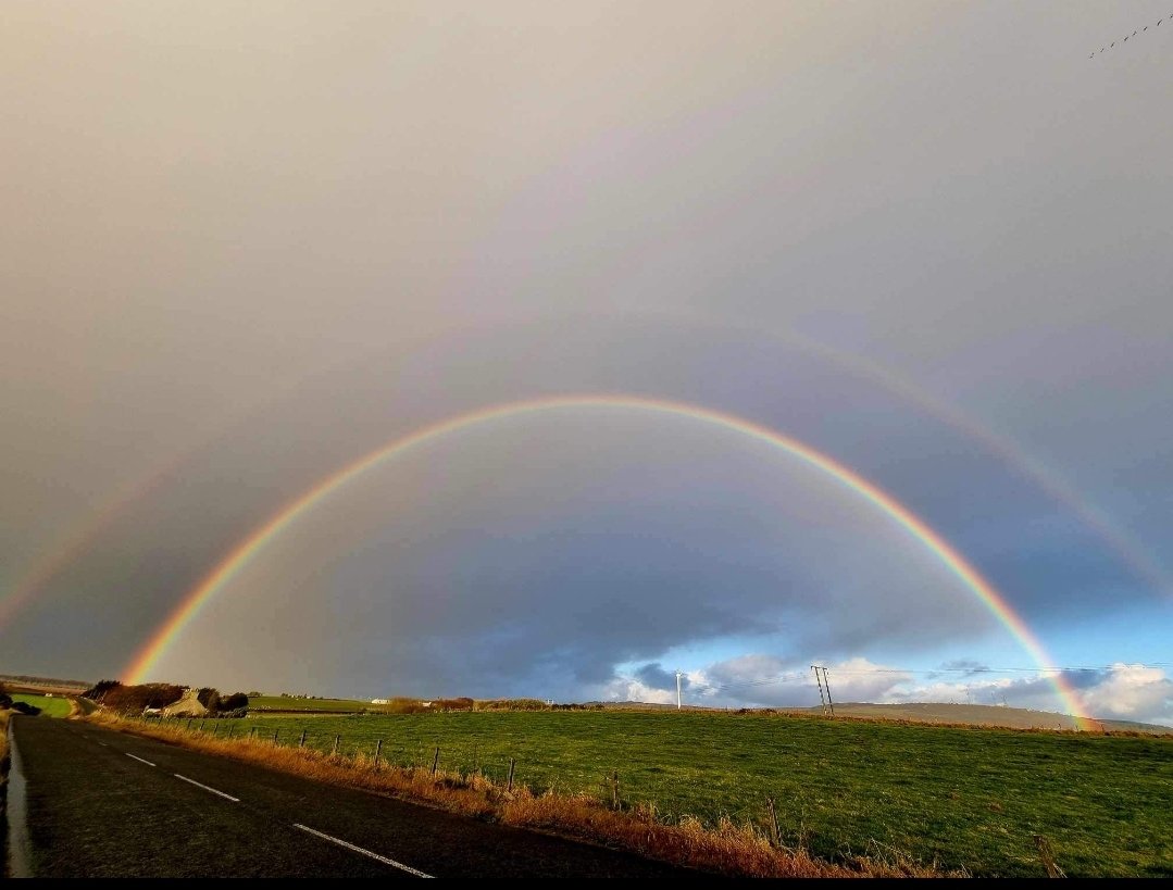 PeterheadLive's tweet image. Beautiful double rainbow over #Strichen this morning!
Pictures don't do it justice Xx

Thank you Paulene for sent in pic