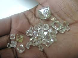 EquityDiamond's tweet photo. #KnowYourDiamonds
Recently a buyer asked me about the differences between #Marange and #Murowa diamonds. I thought it wise to share the differences here just in case anyone may be interested to know.
Both #Marange and #Murowa diamonds are mined in #Zimbabwe, but they have different origins, and characteristics.
Marange Diamonds
Origin:
The Marange diamond fields are located in the Chiadzwa area of eastern Zimbabwe. They are thought to have formed about 2.6 billion years ago, making them one of the oldest diamond deposits in the world.
Characteristics:
Marange diamonds are typically large and dark-colored, with an average size of 5-7 carats. They also have a thin, non-transparent coating that is thought to be the result of radiation damage and metamorphic heating. This coating gives Marange diamonds a distinctive appearance and makes them easier to identify.
Murowa Diamonds
Origin:
The Murowa diamond mine is located near Zvishavane in south-central Zimbabwe. The mine is known for its high-quality white diamonds, with an average clarity of VS2 and an average color of G.
Characteristics:
Murowa diamonds are typically white and colorless, with an average size of 2-3 carats. They are also known for their high clarity and color, making them highly sought after in the jewelry.
In summary, Marange and Murowa diamonds are both significant sources of rough diamonds for the global diamond industry. However, they have different origins and characteristics.
Marange diamonds are typically larger and darker, but they also have a more troubled history. Murowa diamonds are typically whiter and more colorless, and they are known for their high quality and ethical mining practices.