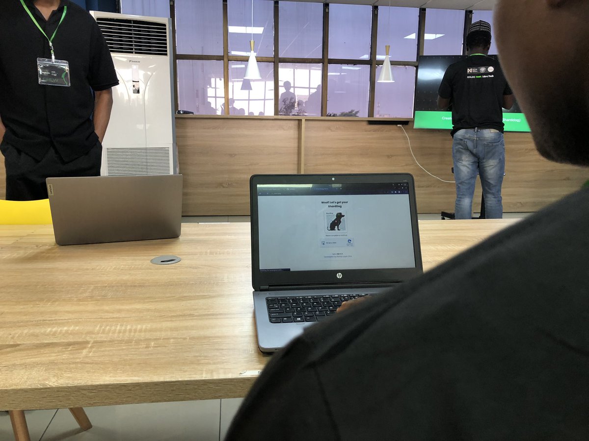 OpenPandora_ai's tweet photo. IRL onboarding at #WebFusion Lagos with @sharddog and @MeteorWallet
#PoweredByHackbox https://t.co/z4mxX2Idp7