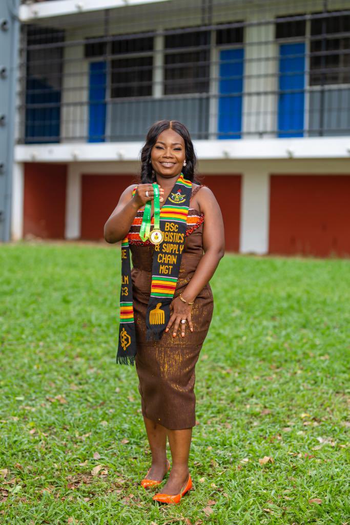 Native_Yard_101's tweet photo. Good morning Twitter🌞Congratulations to our graduates 🙏🏾🎊🎓🎉 https://t.co/OHkpg7IEJQ